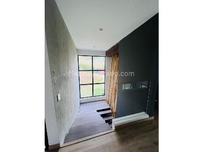 Casa de 5 alcobas en venta en Norte America, Bello, 390 m² · foto 19 de 20