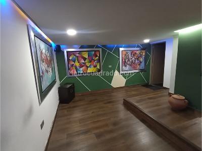 Casa de 5 alcobas en venta en Las Palmas, Medellín, 380 m² · foto 4 de 20