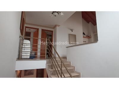 Casa de 5 alcobas en venta en Las Palmas, Medellín, 380 m² · foto 5 de 20