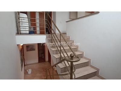 Casa de 5 alcobas en venta en Las Palmas, Medellín, 380 m² · foto 7 de 20