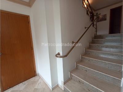 Casa de 5 alcobas en venta en Las Palmas, Medellín, 380 m² · foto 10 de 20