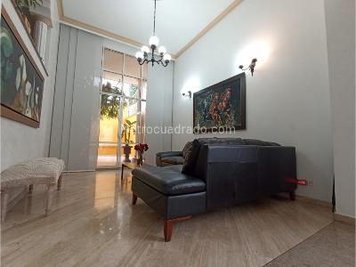 Casa de 5 alcobas en venta en Las Palmas, Medellín, 380 m² · foto 12 de 20