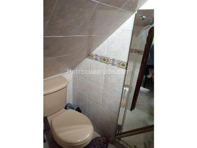Casa de 5 alcobas en venta en Cabañas, Bello, 110 m² · foto 8 de 13