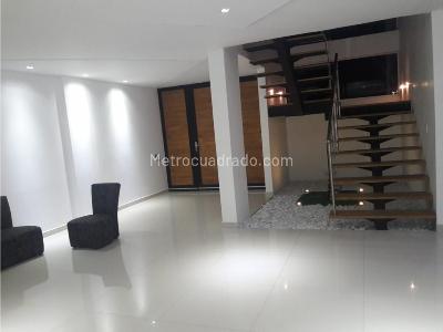 Casa de 4 alcobas en venta en Copacabana, Bello · foto 2 de 15