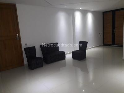 Casa de 4 alcobas en venta en Copacabana, Bello · foto 4 de 15