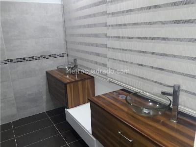 Casa de 4 alcobas en venta en Copacabana, Bello · foto 11 de 15