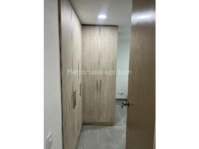 Apartamento de 2 alcobas en venta en San Jose, Sabaneta, 56 m² · foto 11 de 14