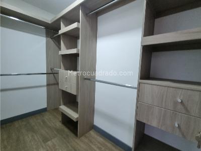 Apartamento en venta en Envigado, Medellín · foto 9 de 16