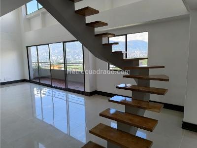 Apartamento en venta en Loma De Los Bernal, Medellín · foto 13 de 19