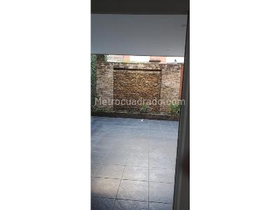 Casa de 5 alcobas en venta en Las Flores, Envigado, 286 m² · foto 9 de 14