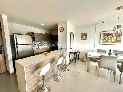 Apartamento de 4 alcobas en venta en Loma Del Escobero, Envigado, 116 m² · foto 3 de 10