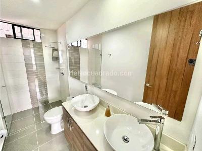 Apartamento de 4 alcobas en venta en Loma Del Escobero, Envigado, 116 m² · foto 8 de 10