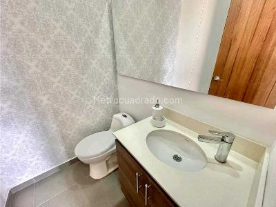 Apartamento de 4 alcobas en venta en Loma Del Escobero, Envigado, 116 m² · foto 10 de 10