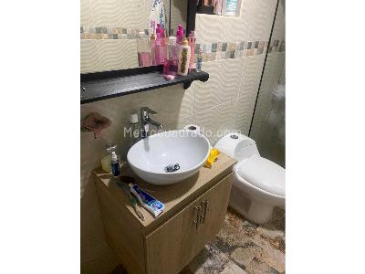 Apartamento de 4 alcobas en venta en Cabañas, Bello, 94 m² · foto 9 de 15