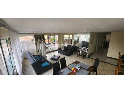 Apartamento en venta en La Candelaria, Medellín · foto 7 de 18