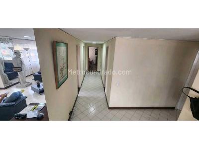 Apartamento en venta en La Candelaria, Medellín · foto 13 de 18