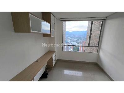 Apartamento de 3 alcobas en venta en Niquia, Bello, 68 m² · foto 3 de 12