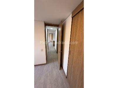 Apartamento de 3 alcobas en venta en Santa Ana, Bello, 71 m² · foto 4 de 9