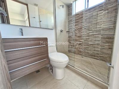 Apartamento en venta en Calasanz, Medellín · foto 8 de 14