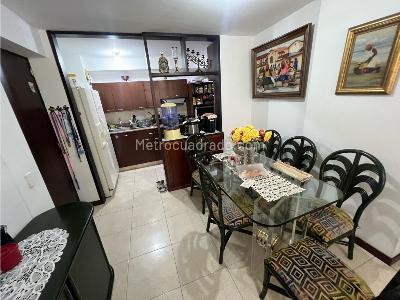 Apartamento en venta en Camino Verde, Envigado · foto 2 de 11