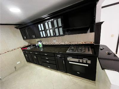 Apartamento de 4 alcobas en venta en La Doctora, Sabaneta, 123 m² · foto 8 de 18