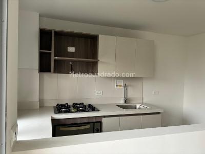 Apartamento de 3 alcobas en venta en Aves Maria, Sabaneta, 89 m² · foto 2 de 20