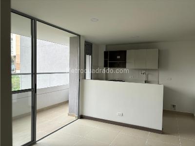 Apartamento de 3 alcobas en venta en Aves Maria, Sabaneta, 89 m² · foto 6 de 20