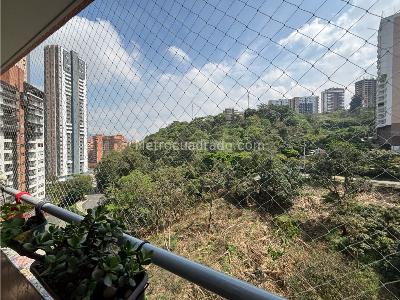 Apartamento de 3 alcobas en venta en Aves Marias, Sabaneta, 107 m² · foto 3 de 17