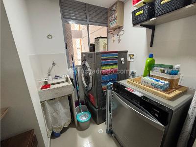 Apartamento de 3 alcobas en venta en Aves Marias, Sabaneta, 107 m² · foto 8 de 17