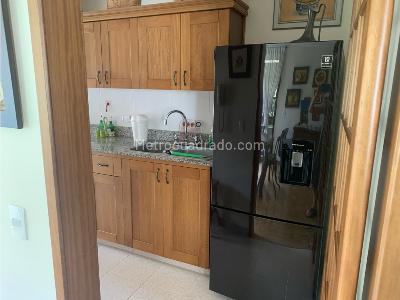 Apartamento de 3 alcobas en venta en El Poblado, Medellín, 128 m² · foto 3 de 20