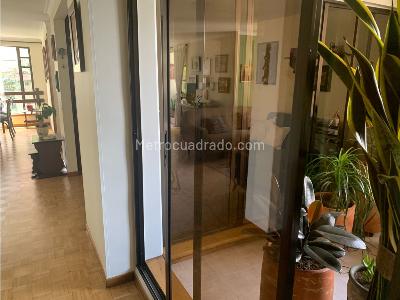 Apartamento de 3 alcobas en venta en El Poblado, Medellín, 128 m² · foto 12 de 20