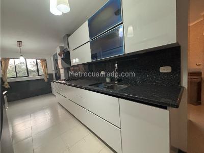 Apartamento de 5 alcobas en venta en El Poblado, Medellín, 440 m² · foto 10 de 20