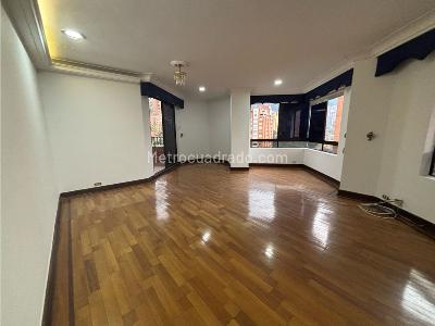 Apartamento de 5 alcobas en venta en El Poblado, Medellín, 440 m² · foto 19 de 20