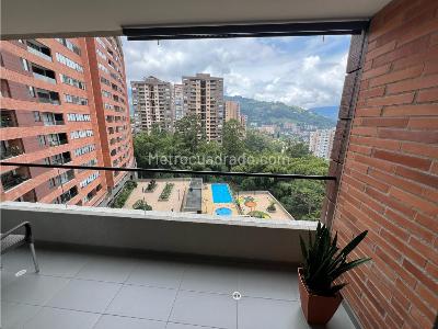 Apartamento en venta en Loma De Las Brujas, Envigado · foto 4 de 10