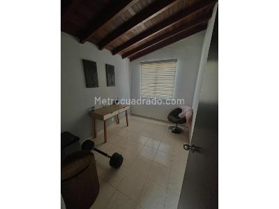 Casa de 4 alcobas en venta en Cabañas, Bello, 190 m² · foto 7 de 12