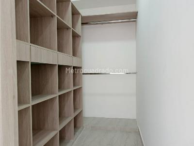 Apartamento de 3 alcobas en venta en Ciudad Fabricato, Bello, 64 m² · foto 6 de 9