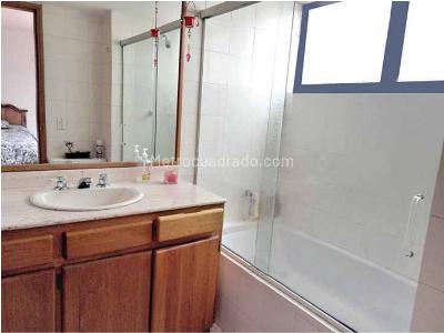Apartamento de 4 alcobas en venta en Los Naranjos, Medellín, 175 m² · foto 13 de 13