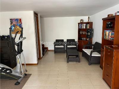 Casa en venta en Suramerica, Itagüí · foto 2 de 12