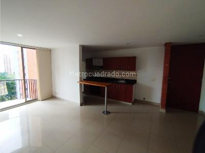Apartamento en venta en Portal De Ditaires, Itagüí · foto 2 de 15