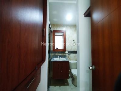 Apartamento en venta en Portal De Ditaires, Itagüí · foto 14 de 15