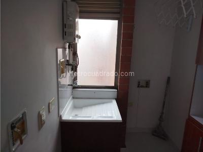 Apartamento en venta en Portal De Ditaires, Itagüí · foto 12 de 13