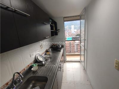 Apartamento de 3 alcobas en venta en Niquia, Bello, 70 m² · foto 3 de 16