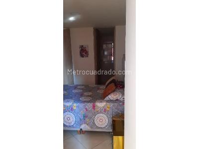 Apartamento de 3 alcobas en venta en Niquia, Bello, 69 m² · foto 4 de 11