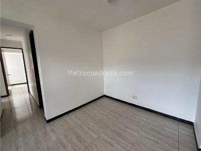 Apartamento de 3 alcobas en venta en Niquia, Bello, 72 m² · foto 6 de 15