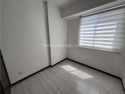 Apartamento de 3 alcobas en venta en Niquia, Bello, 72 m² · foto 7 de 15
