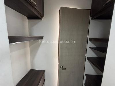 Apartamento de 3 alcobas en venta en Niquia, Bello, 72 m² · foto 8 de 15