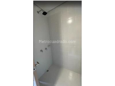 Apartamento de 3 alcobas en venta en Santa Ana, Bello, 76 m² · foto 14 de 16