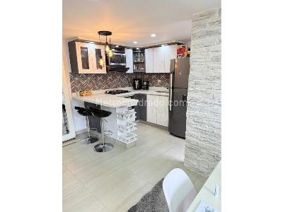 Apartamento de 2 alcobas en venta en Amazonia, Bello, 50 m² · foto 3 de 20