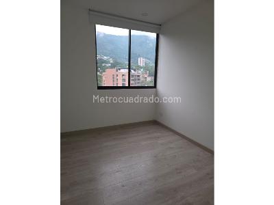 Apartamento de 2 alcobas en venta en El Poblado, Medellín, 78 m² · foto 8 de 9