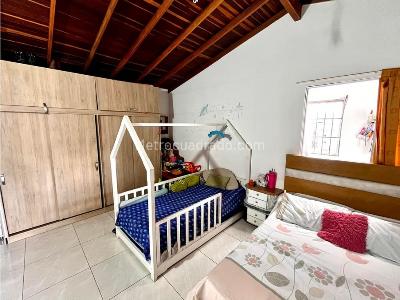 Apartamento de 3 alcobas en venta en Cabañas, Bello, 118 m² · foto 6 de 12